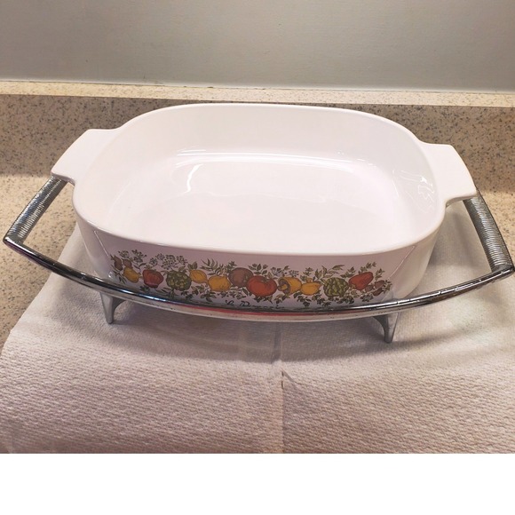 Corning Ware Other - Corning Ware Casserole Dish Spice of Life A-10-B White Excellent Chrome Cradle
